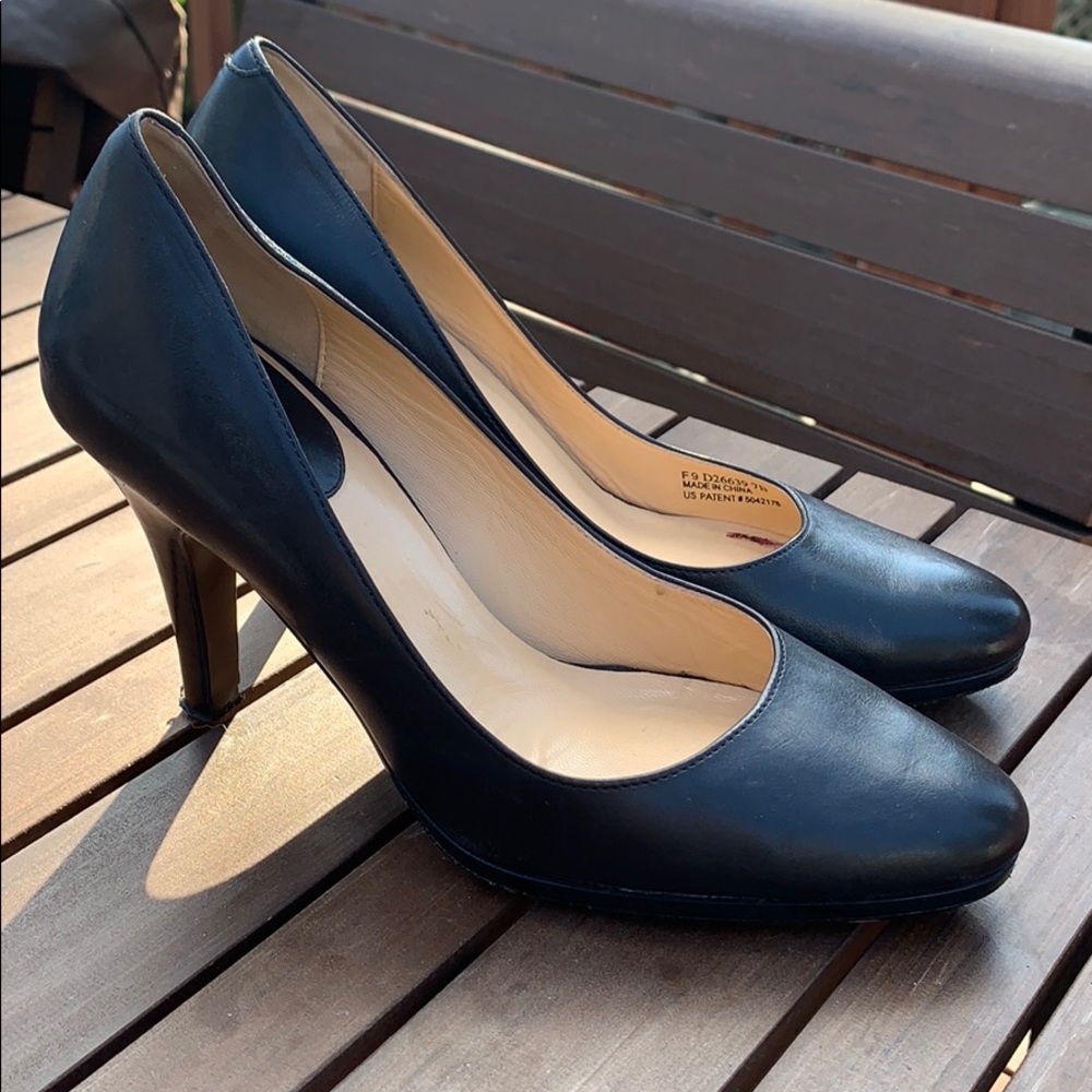 Cole Haan Nike Air leather almond toe black pumps